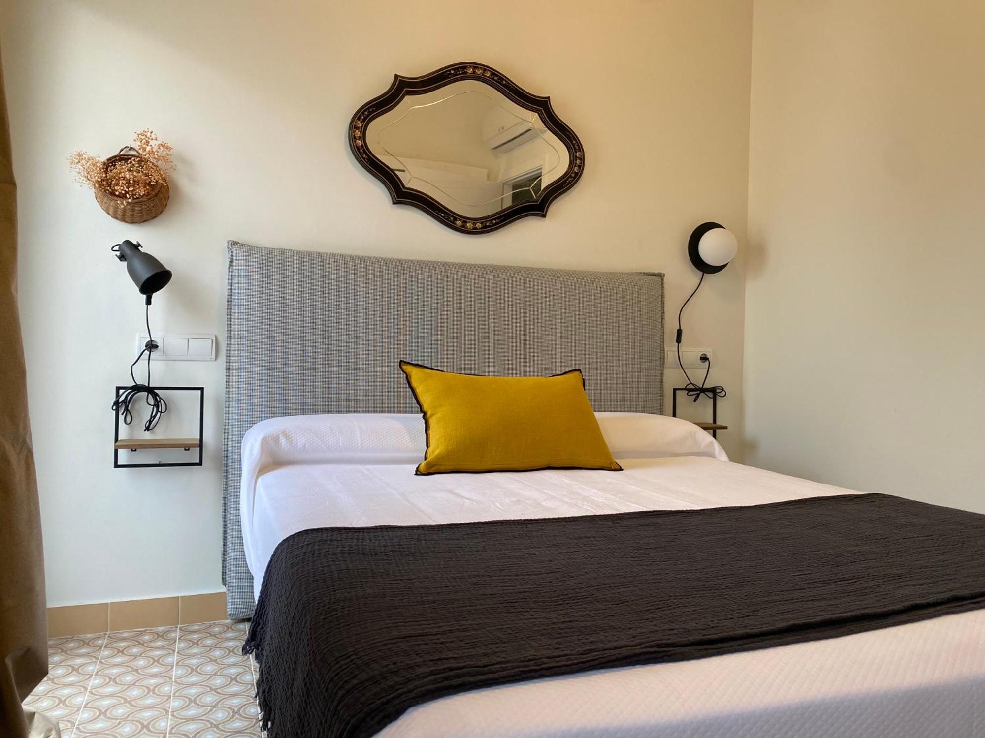 Hotel Les Filles Deltebre Zewnętrze zdjęcie